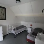 Geuldal Guest *
