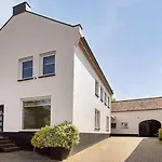 Geuldal Guest