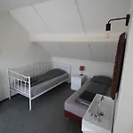 Geuldal Guest *